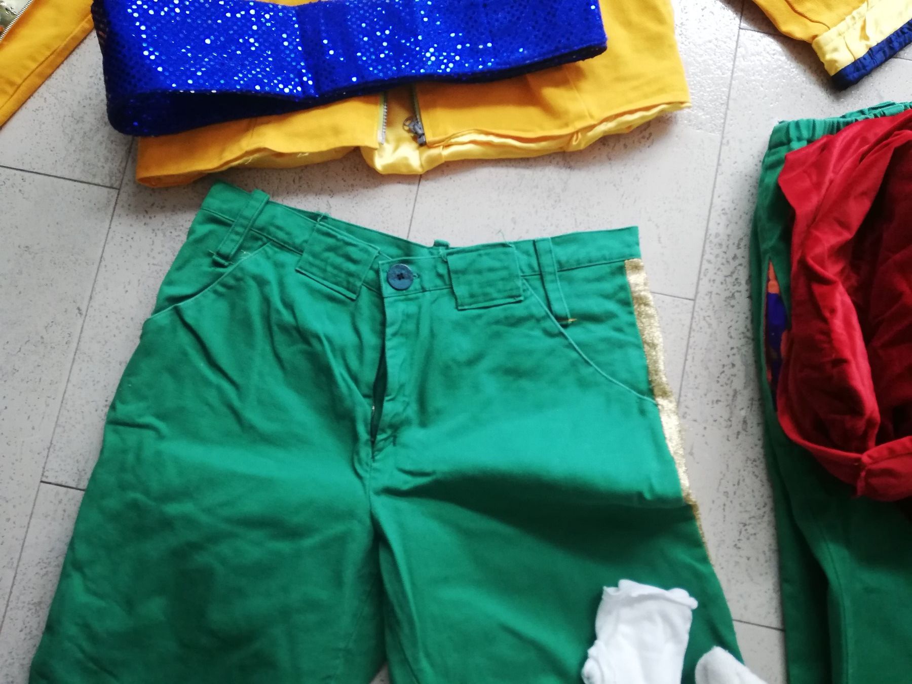 Costumi: Mehrteiliges Fasnachtskostüm – Usato da Hagendorn venduto da hagendorna 1