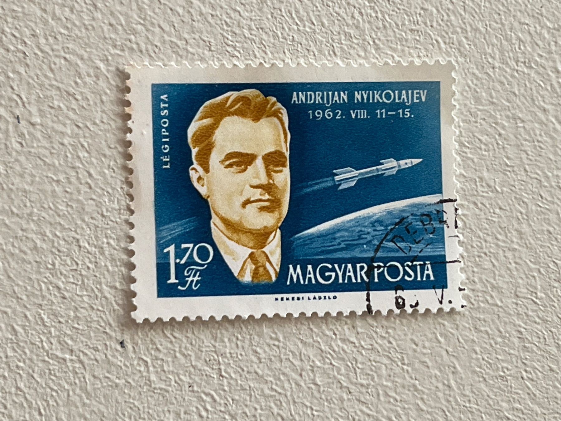 Alle Briefmarken: Cosmo und Space Theme Briefmarke – Gebraucht aus Chiasso von AzenYa