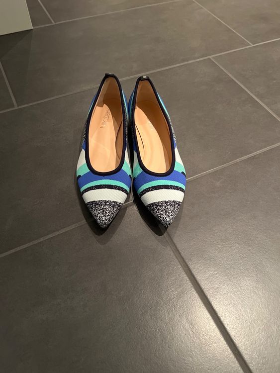 Marc Cain Collections Women's Ballerina Flat Shoes With Crystals YC SF.03 L06 Col 900