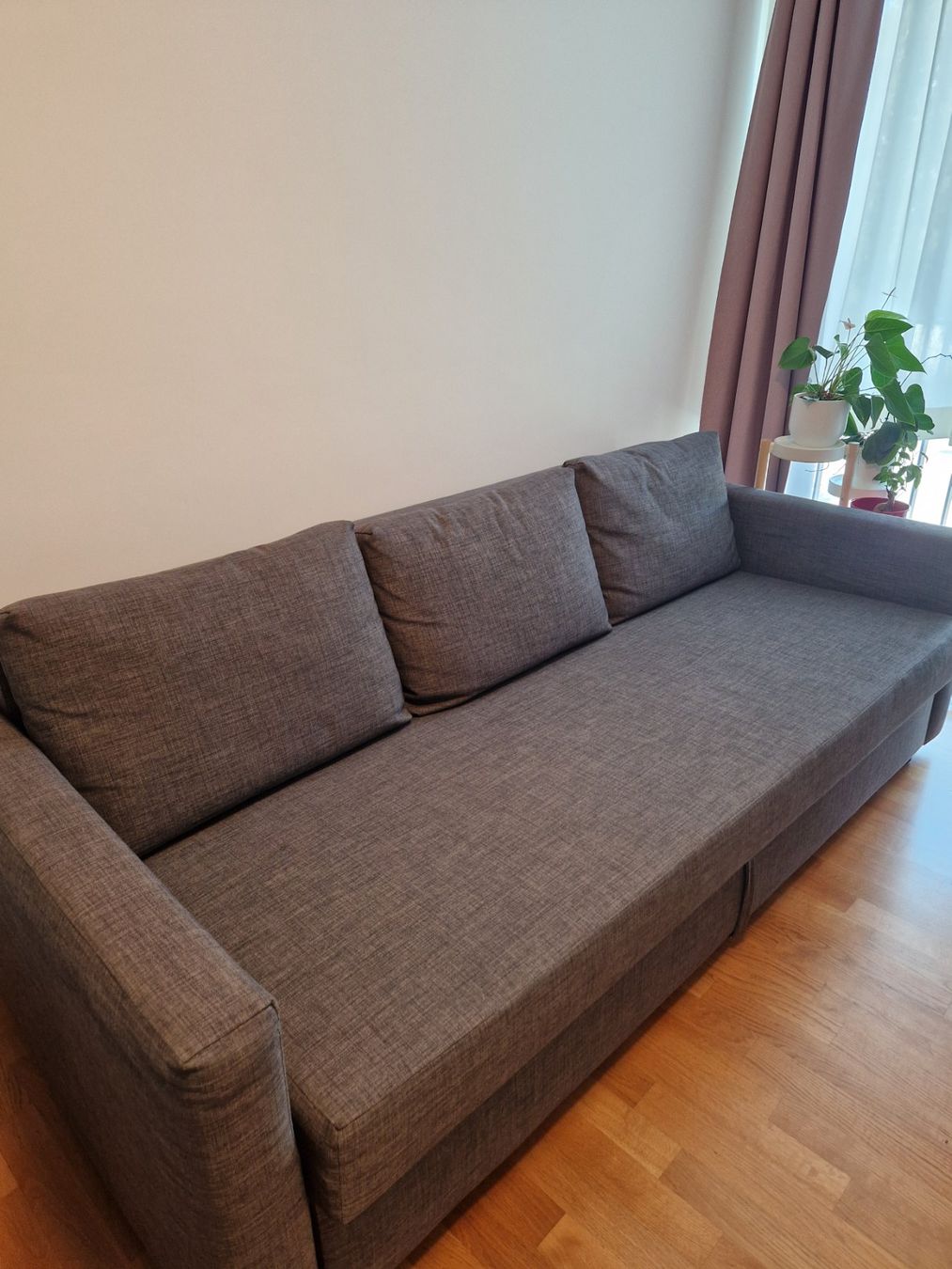 Ikea Divani: Ikea Friheten 3er-bettsofa, dunkelgrau – Usato da Bern venduto da jes_v96v