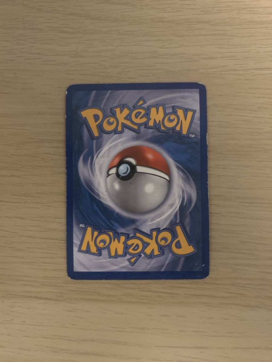 Pokémon Carte collezionabili: Dragonite 18/102 DE – Usato da Lausanne venduto da POKEALE 1