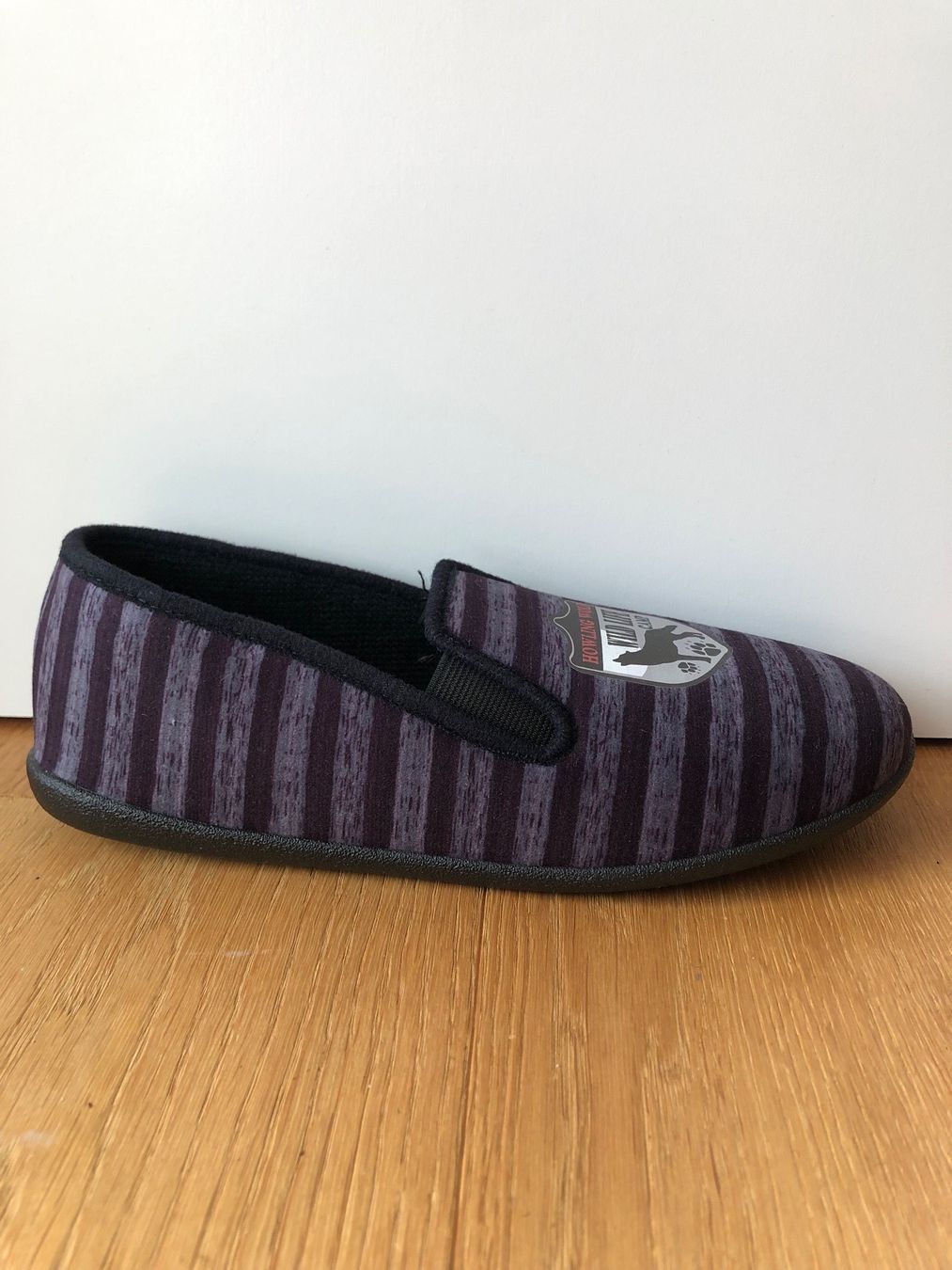 Scarpe per ragazzi: Neue Hausschuhe Gr.35 – Nuovo (secondo la descrizione) da Lengnau BE venduto da Rubin27 4