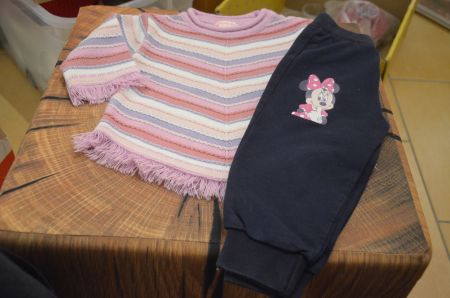 TAILLE 80 - JOLIS ENSEMBLE