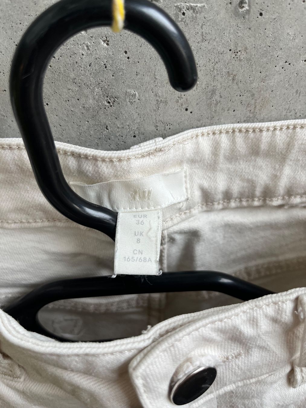 Pantaloni: H&M Shorts – Usato da Bern venduto da leokislig 1