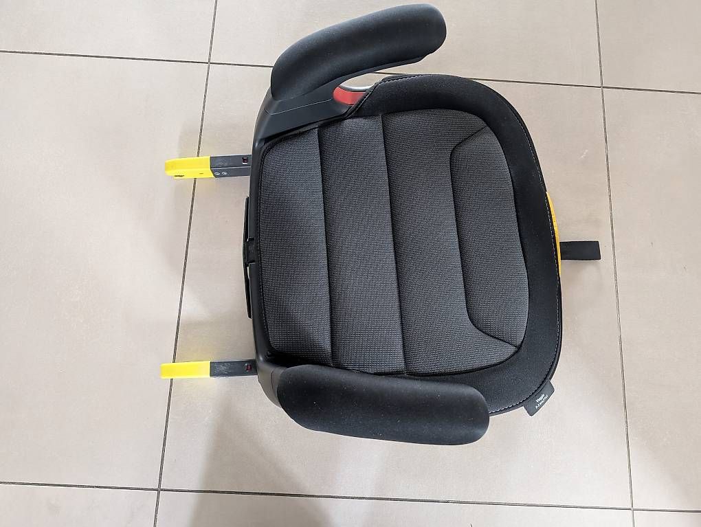 Auto-Kindersitze: Réhausseur isofix – Gebraucht aus Marly von schallerja 1