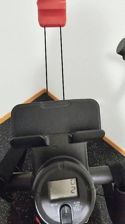 Hometrainer: Stepper wie neu  mit Display, Bändern & Rollen – Usato da Schaffhausen venduto da Uran10 1