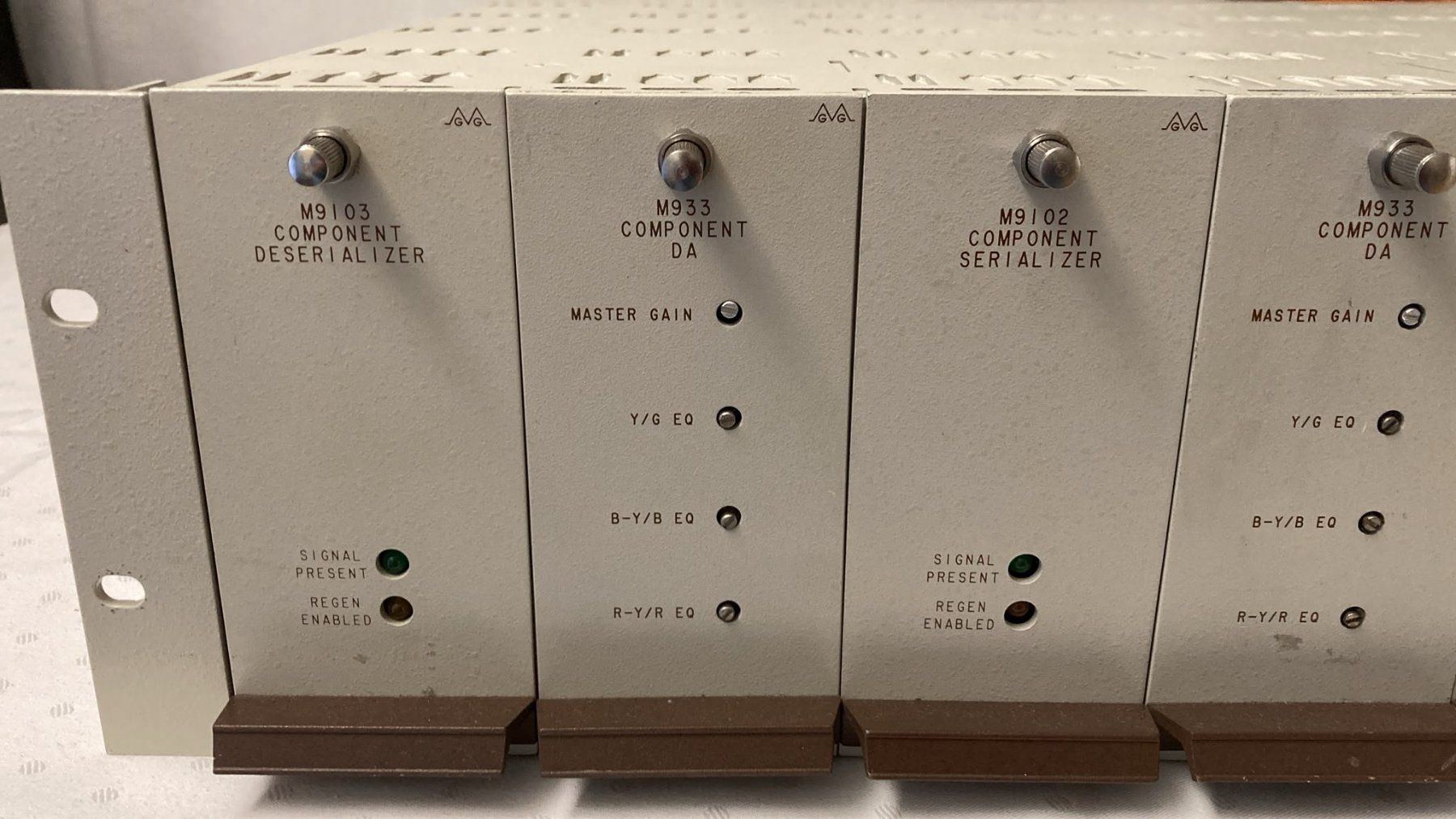 Sonstiges Zubehör: Grass Valley MAX900 Studio-Rack mit Video-Modulen – Gebraucht aus Dietikon von Rima57 1