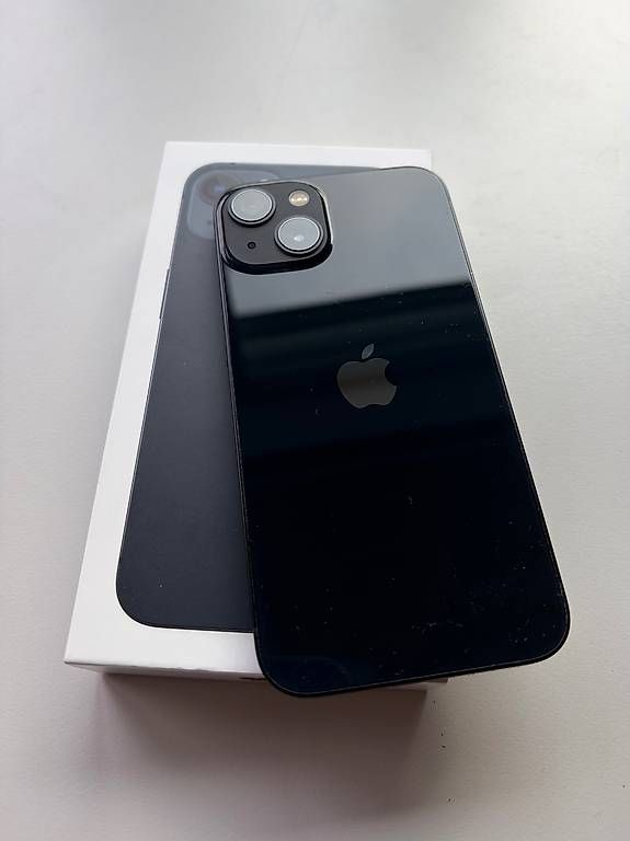 Telefoni cellulari / Smartphones: iPhone 13 - sehr gut – Usato da Winterthur venduto da silas_hae 1