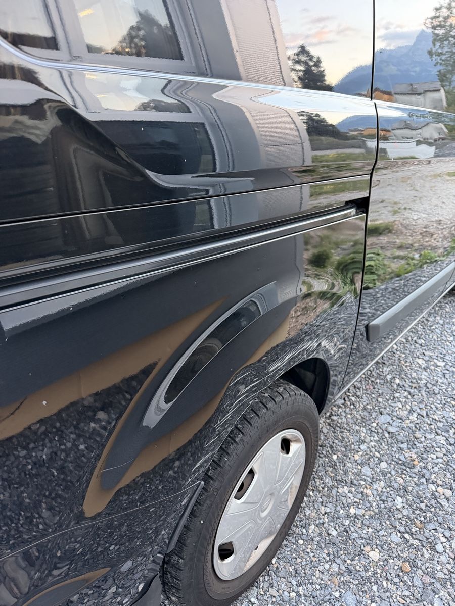Ford Veicoli commerciali: Ford Transit Custom  – Usato da Niederurnen venduto da Eerriioonn 5