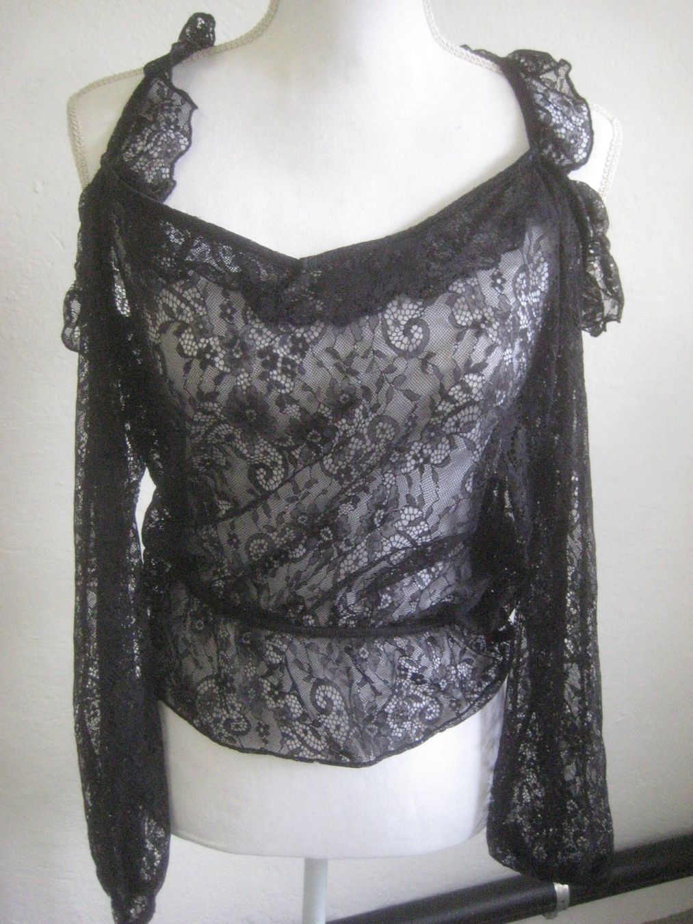 Tally Weijl Blusen: DAMEN  BLUSE   MIT   SPITZEN – Gebraucht aus Uster von flocke1 2