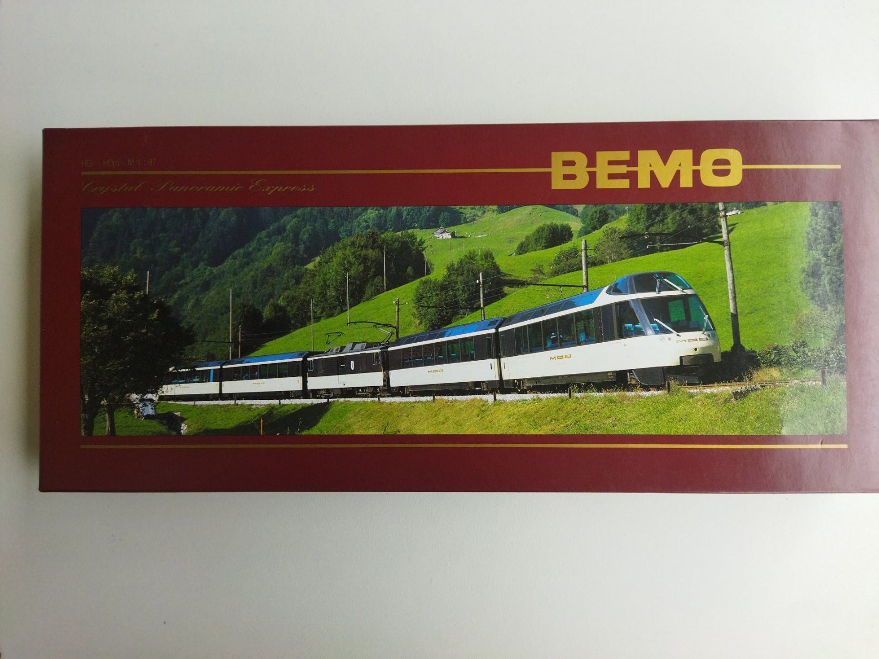 Bemo Modelleisenbahnen: Crystal Panoramic Express der MOB Grundpackung von BEMO H0m – Neu und originalverpackt aus La Chaux-de-Fonds von Hobbymodell 1