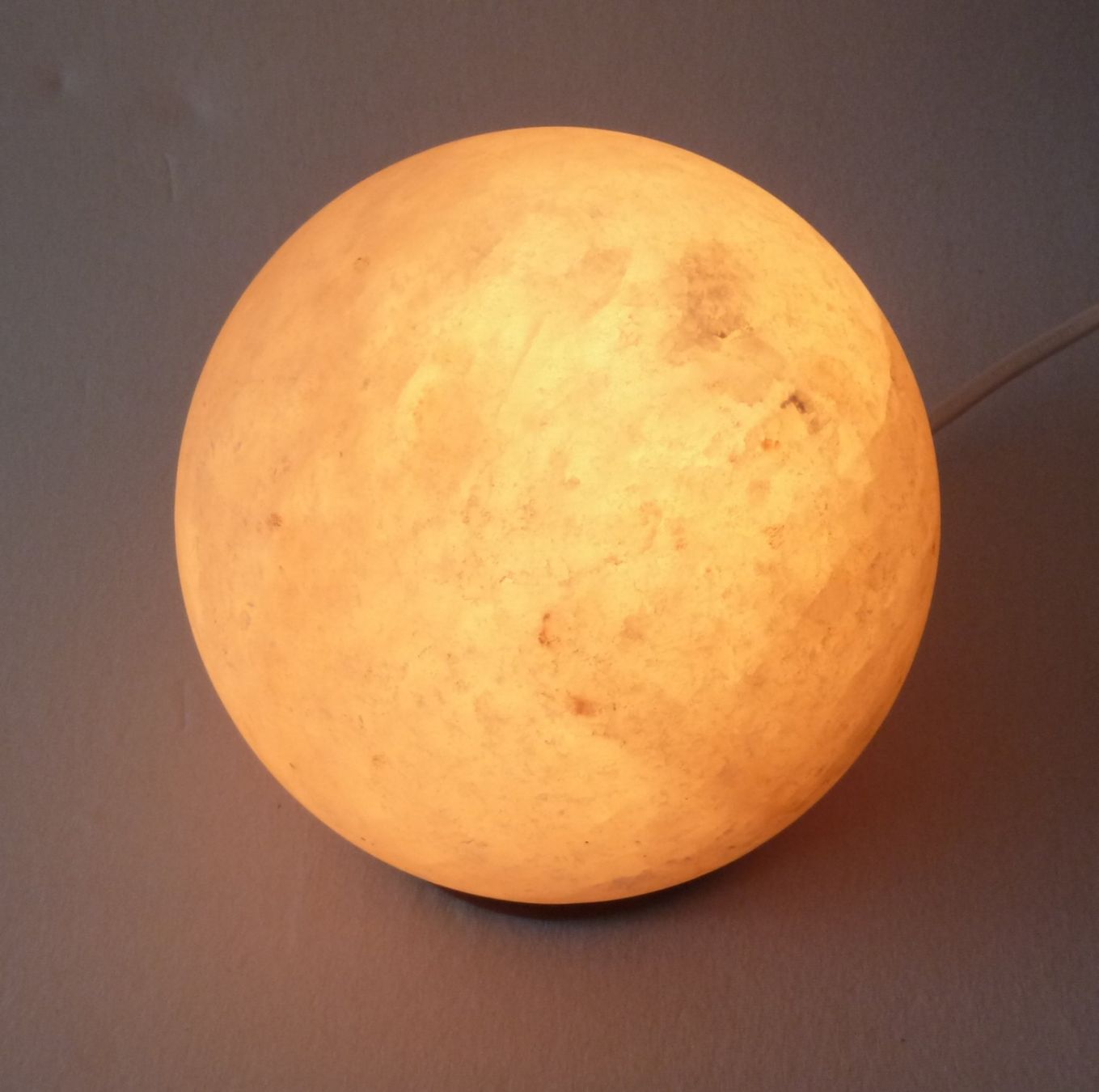 Lampade: Salzkristall-Kugel Lampe – Nuovo e nell'imballaggio originale da Mauren venduto da Yeelen 3
