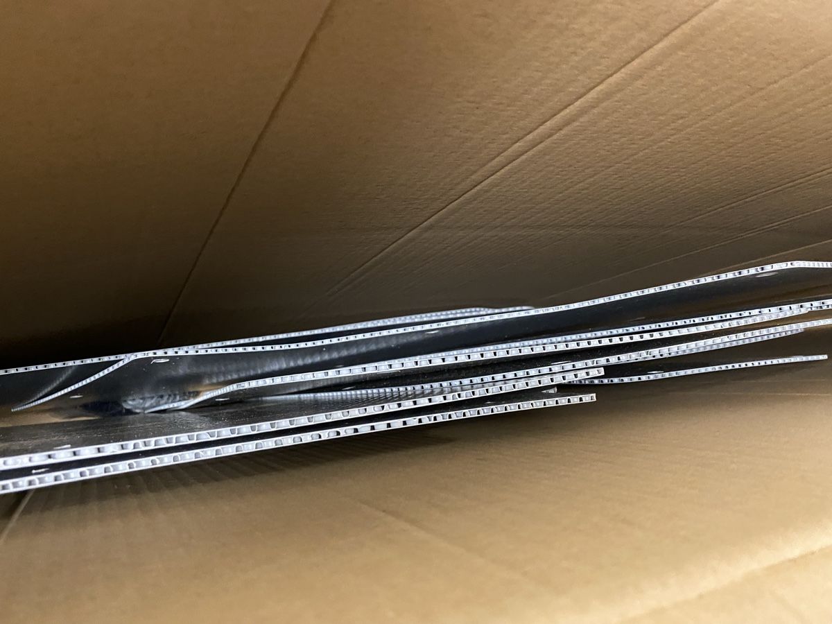 Opel Tutti i ricambio: Seitenwände Vivaro Cargo M – Usato da Hägglingen venduto da Karin0802