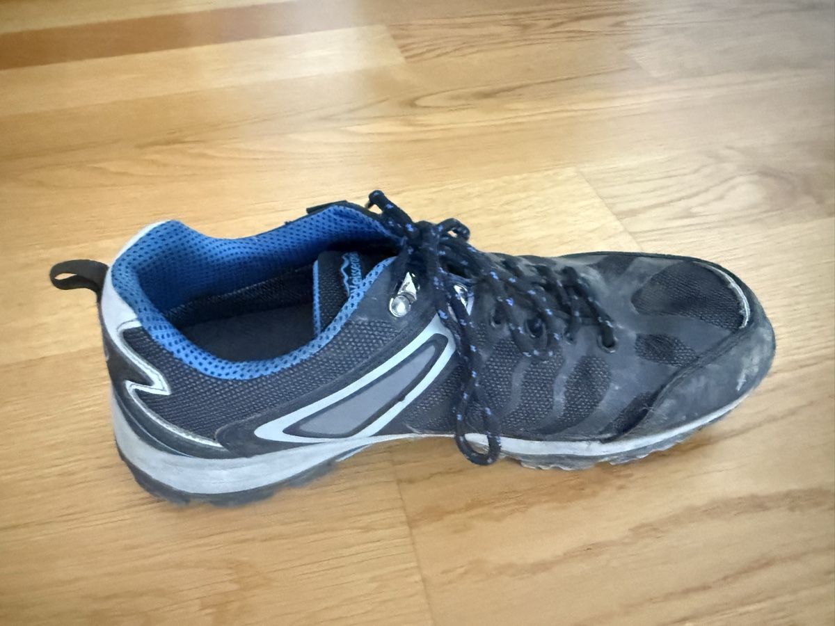 Nike Scarpe da uomo: Markenschuhe zum verkaufen – Usato da Emmenbrücke venduto da Lucky2409 1