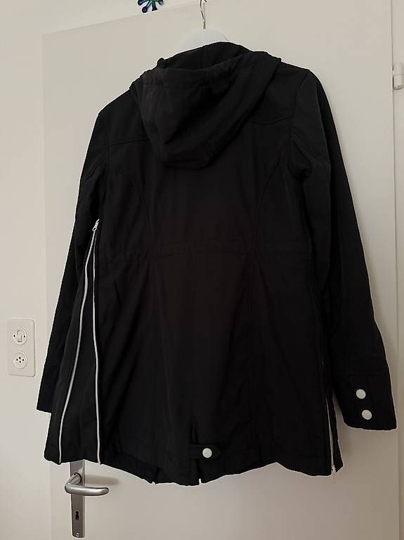 Giacche: Softshell Tragejacke/Schwangerschaftjacke – Usato da St. Gallen venduto da Diana. 1