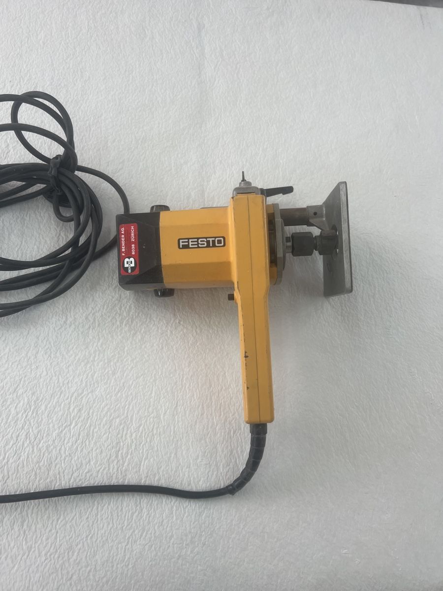 Festo Alle Maschinen: Ancienne Defonceuse Festo Festool – Gebraucht aus Clarens von fre_nlh6