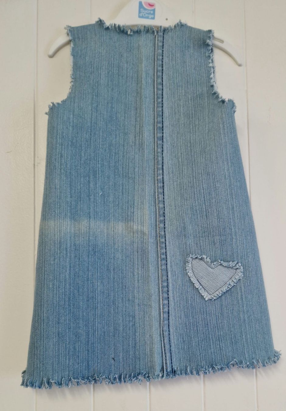 Vestiti & Gonne: Robe en jeans unique bleu 18 mois – Nuovo e nell'imballaggio originale da St-Imier venduto da goodber 1