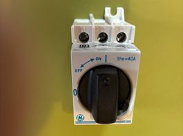 GE-Hauptschalter | 1-3 Phasen (max. 40 A)
