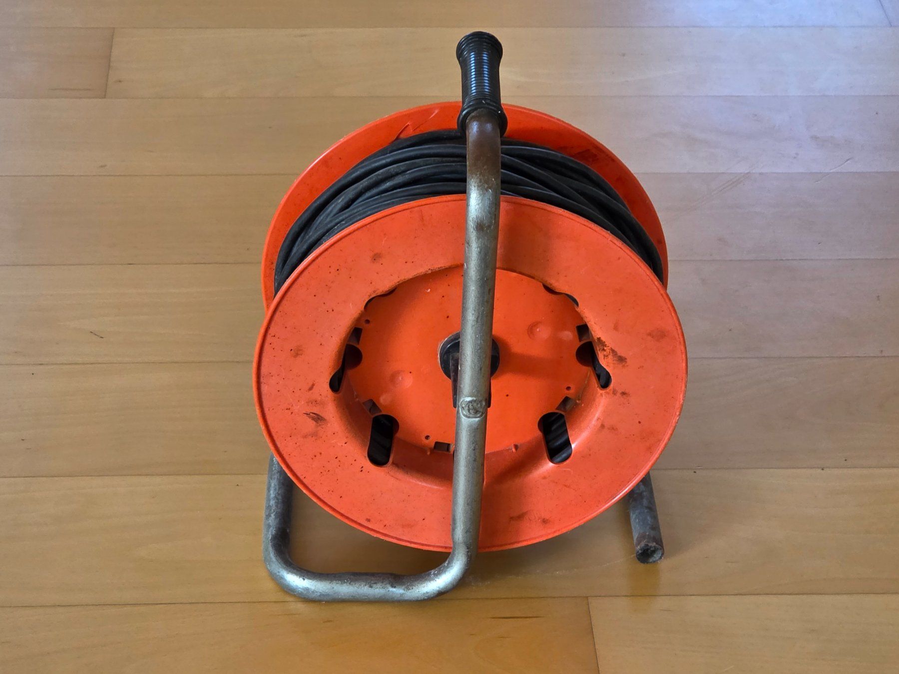 Kabel: Kabeltrommel / Kabelrolle 50 Meter – Gebraucht aus Feusisberg von ajjcrf44