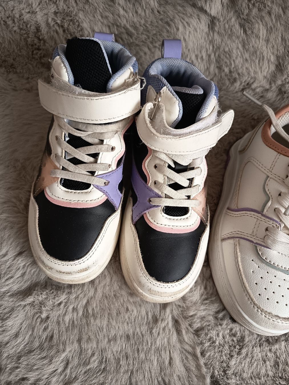 Scarpe per ragazze: Sneakers Mädchen, Gr. 29 – Usato da Frauenfeld venduto da sveno666 2
