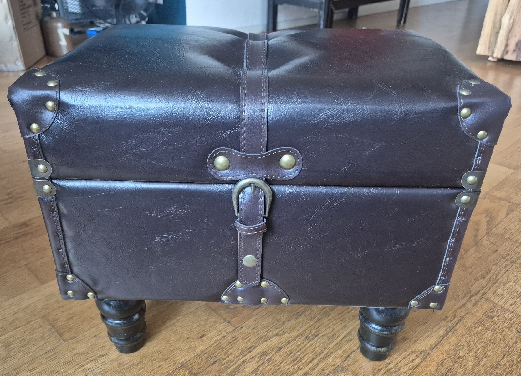 Tabourets: Hocker – Neuf (Voir description) à Schlieren par Violent01