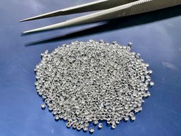 25 St fein brillantgeschliffene White Topas-Pointer 1,5 mm
