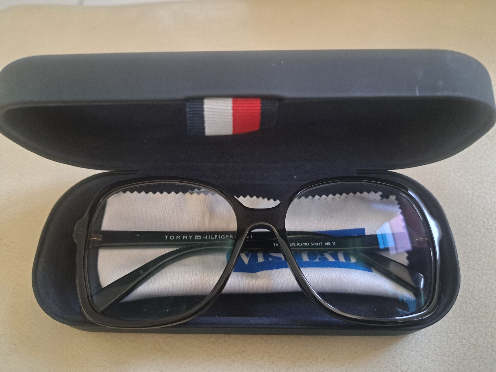 Tommy Hilfiger Occhiali & Lenti: Lesebrille von Tommy Hilfiger – Usato da Wiesendangen venduto da Jamena1