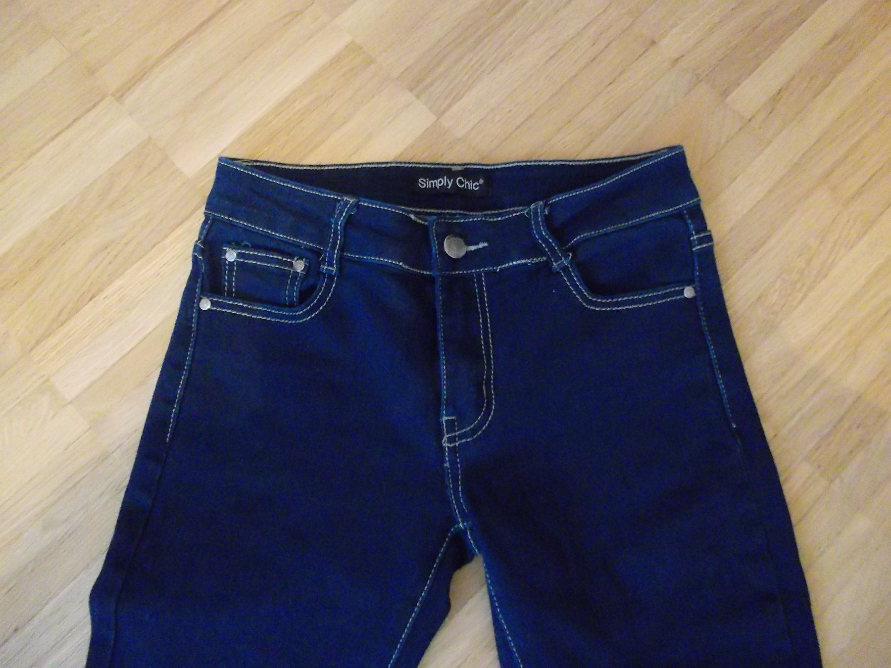 Jeans: JEANS GR. 38 BESTSTYLED BERLIN – Nuovo (secondo la descrizione) da Zofingen venduto da Felpa 1