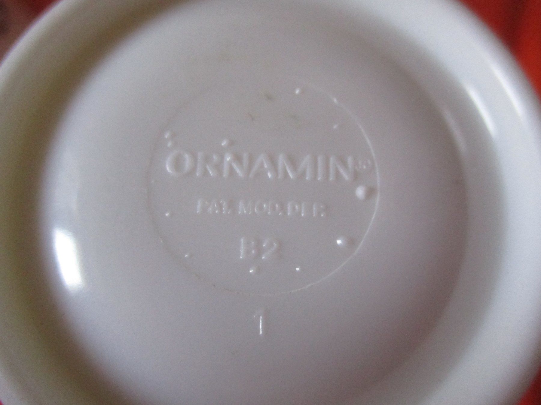 Behälter & Ähnliches: Ornamin Becher – Gebraucht aus Birsfelden von alles-muss-raus 1