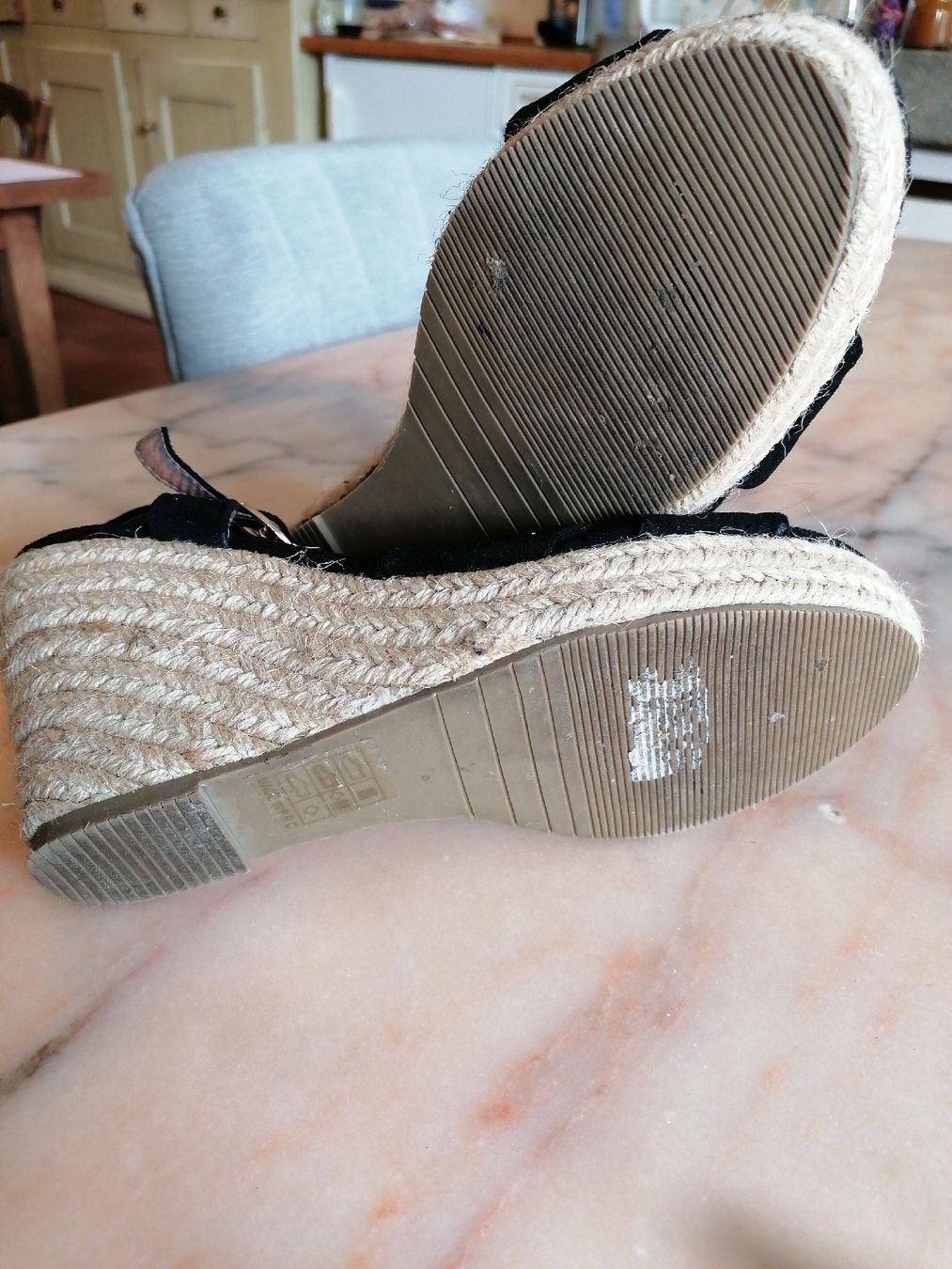 Scarpe da donna: Sandalen, Pumps, 39 – Nuovo (secondo la descrizione) da Solothurn venduto da Shanty.20 3