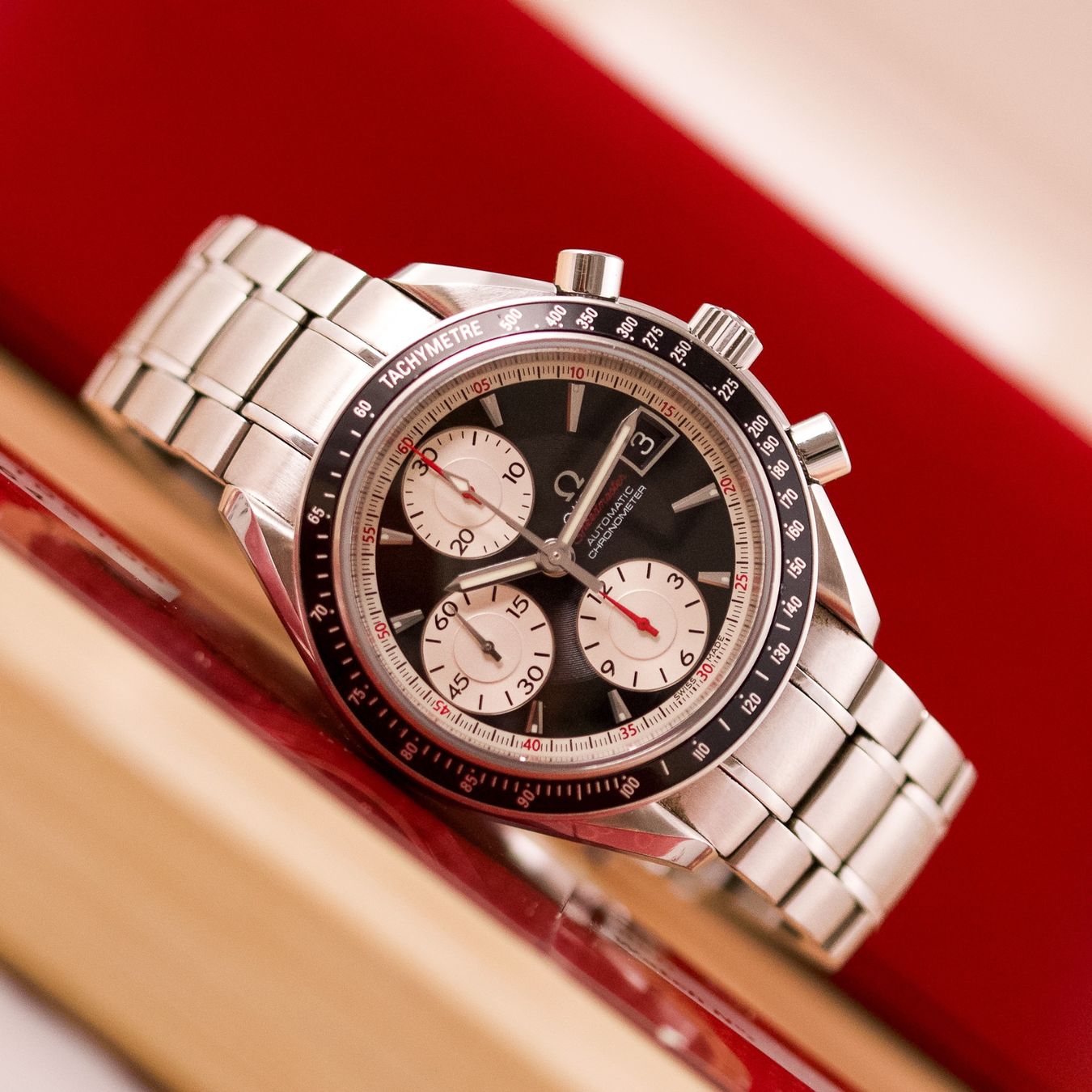 Omega Uhren: Omega Speedmaster Date / 3210.51 / Full Set / 2012 – Gebraucht aus Luzern von PrimeSwissTime 3