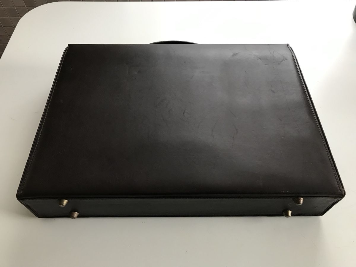 Valigie & Borse: Mallette en cuir brun – Usato da Villeneuve VD venduto da sim_q5hp 1