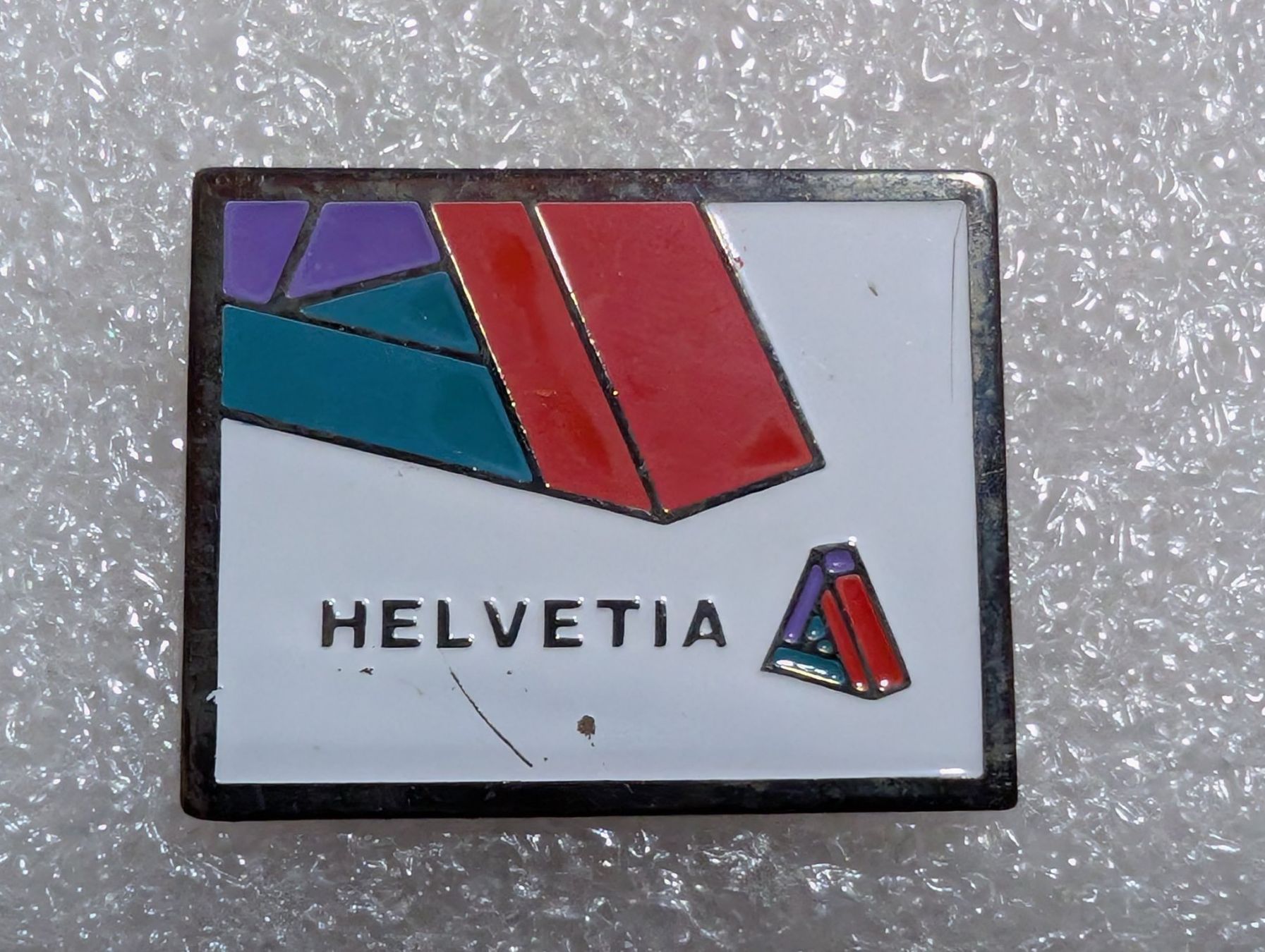 Placchette & Badge: Ansteckpin 273: Helvetia – Usato da Oppligen venduto da Pin-Fall-Shop