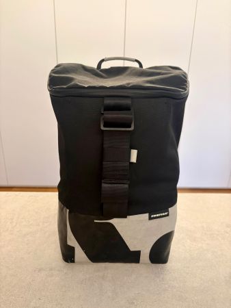 FREITAG F600 CARTER Rucksack–Schwarz/Weiss–22L–Original