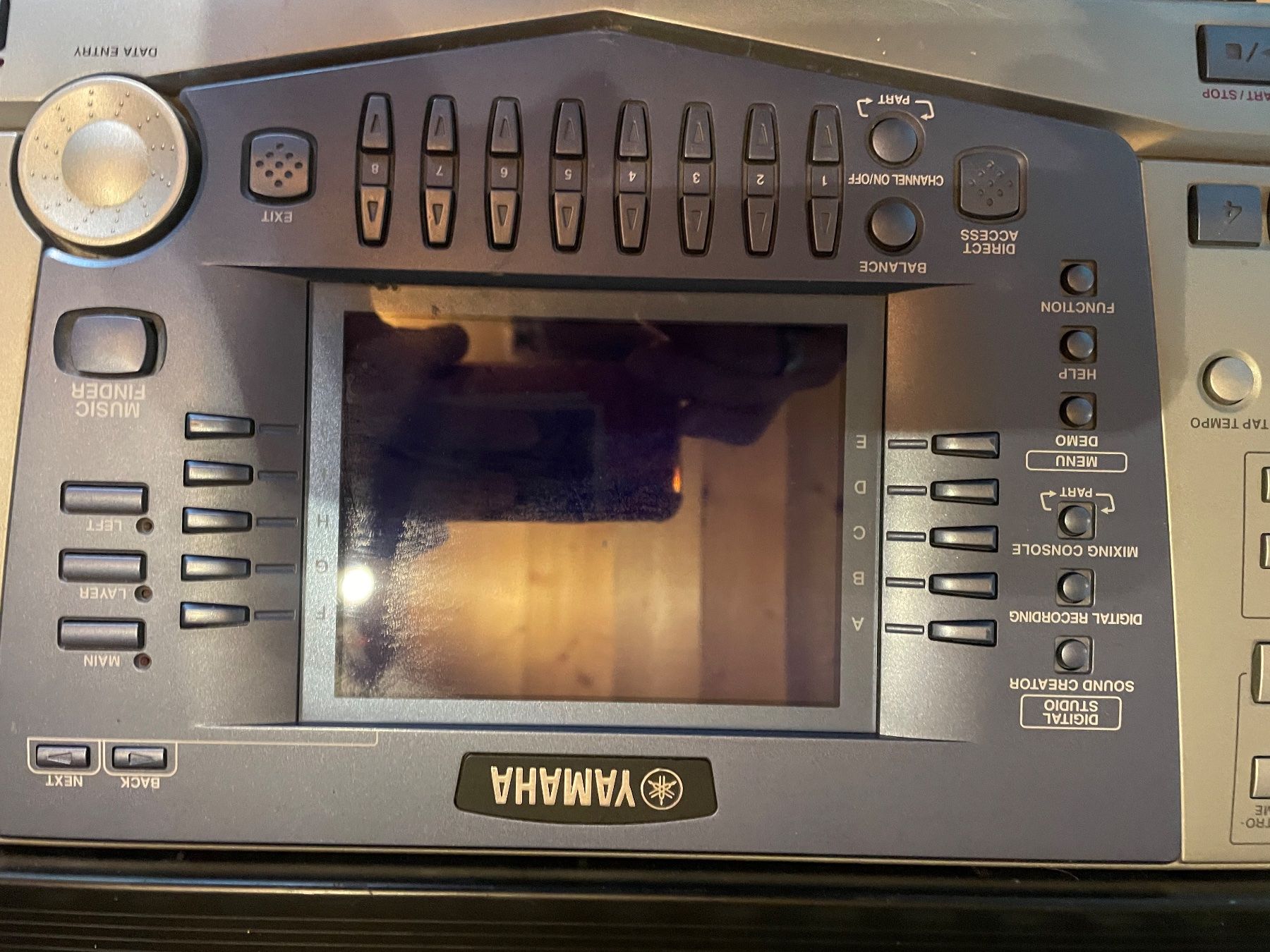 Musikinstrumente: Piano Yamaha electronic – Gebraucht aus Monts-de-Corsier von mol_tf27 2