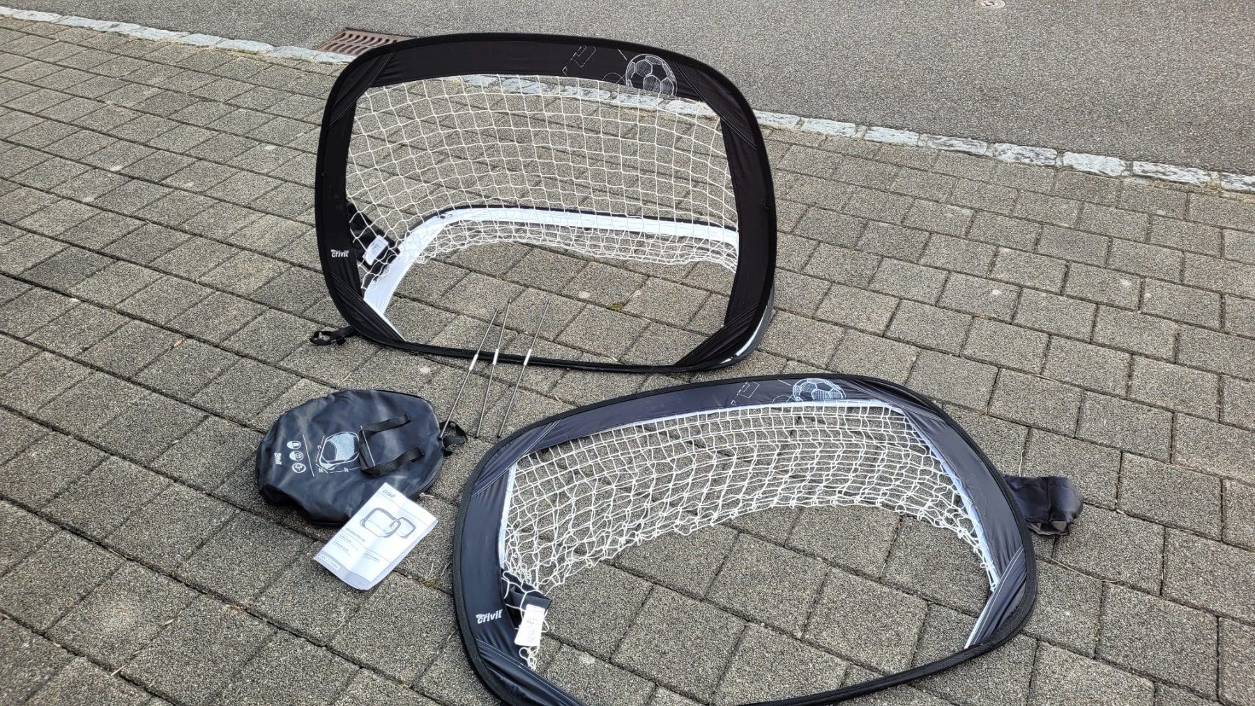 Fussball- & Hockeytore: Crivit Fussballtore faltbar – Neu (gemäss Beschreibung) aus Büron von