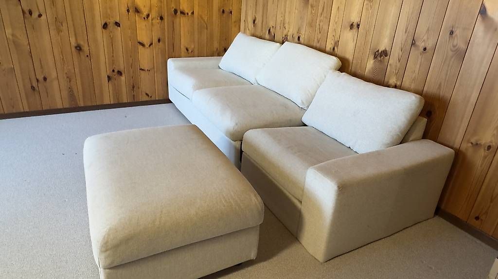 Divani: Gemütliches Sofa mit Bettfunktion & Hocker, hell-beige, t... – Usato da Zugerberg venduto da fil_n2s8 3