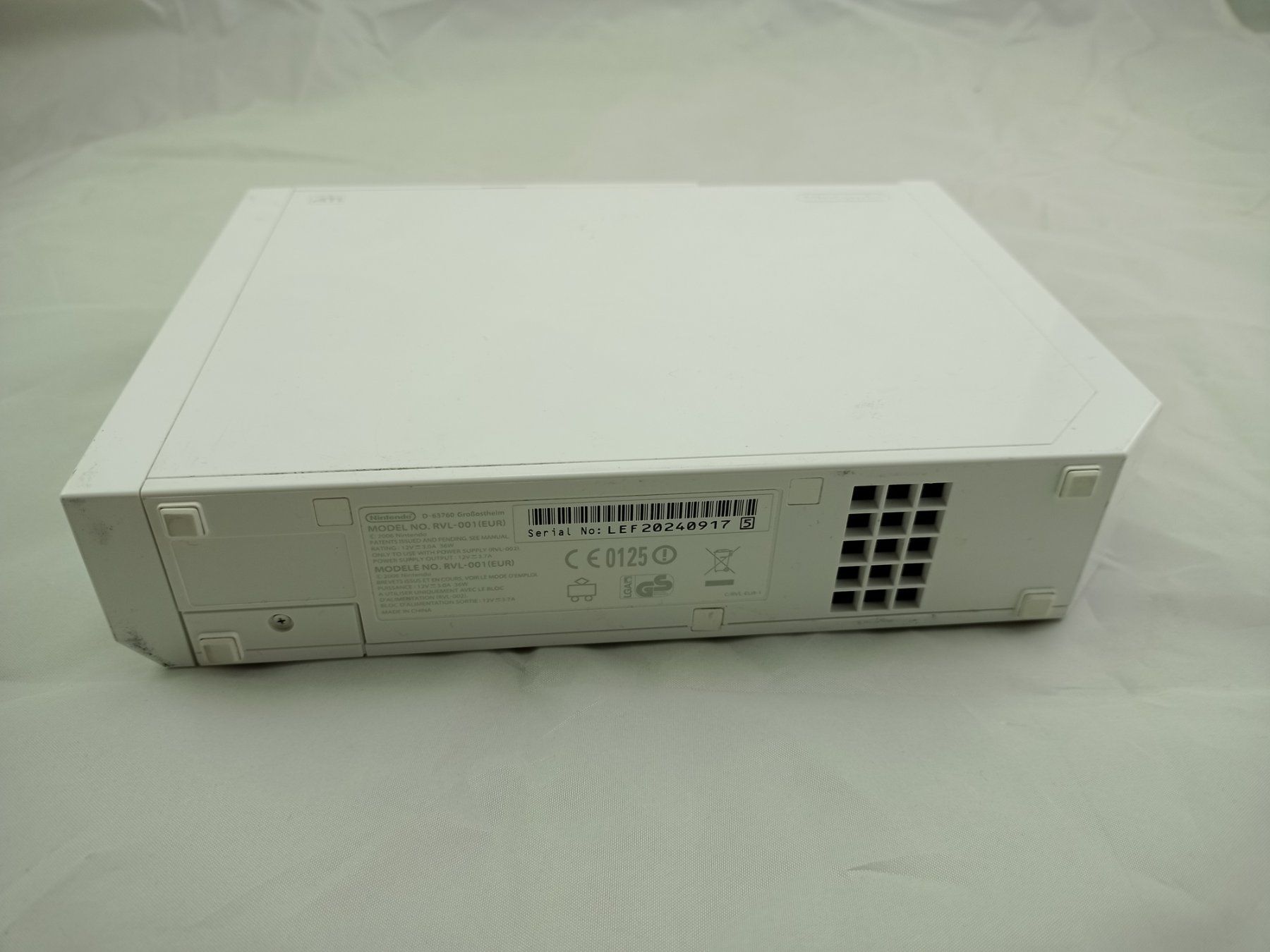 Nintendo Consoles: Nintendo Wii Konsole mit Spielen – D'occasion à Buchs AG par SellAndBuyX 6