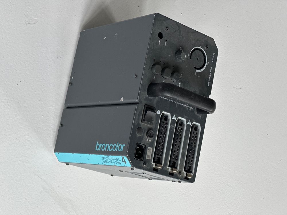 Power Pack Broncolor Primo 1600ws Usato Ma Testato E Perfettamente Funzionante