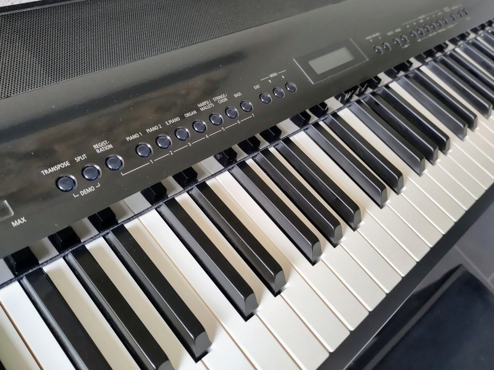 Elektro Piano Kawai ES8 mit Klavierbank Kaufen auf Ricardo