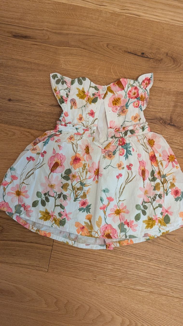 Next Vestiti & Gonne: Festliches Blumenkleid Gr. 80 – Nuovo (secondo la descrizione) da Magden venduto da conscience1 2