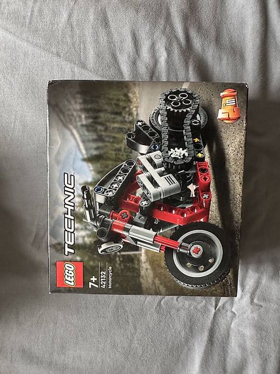 Kit di costruzioni: Lego technic moto neuf  – Usato da Genève venduto da m10_t92f