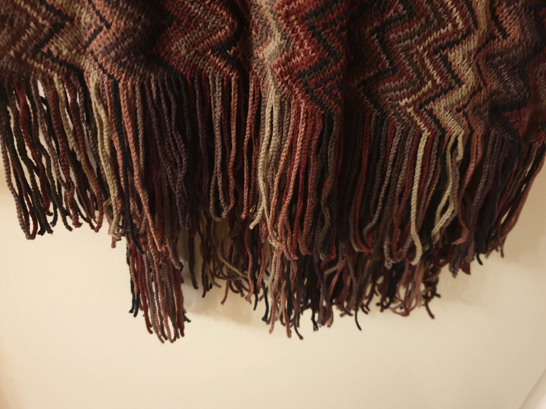 Bolero: Poncho gestrickt – Usato da Thalwil venduto da Briscolina 3
