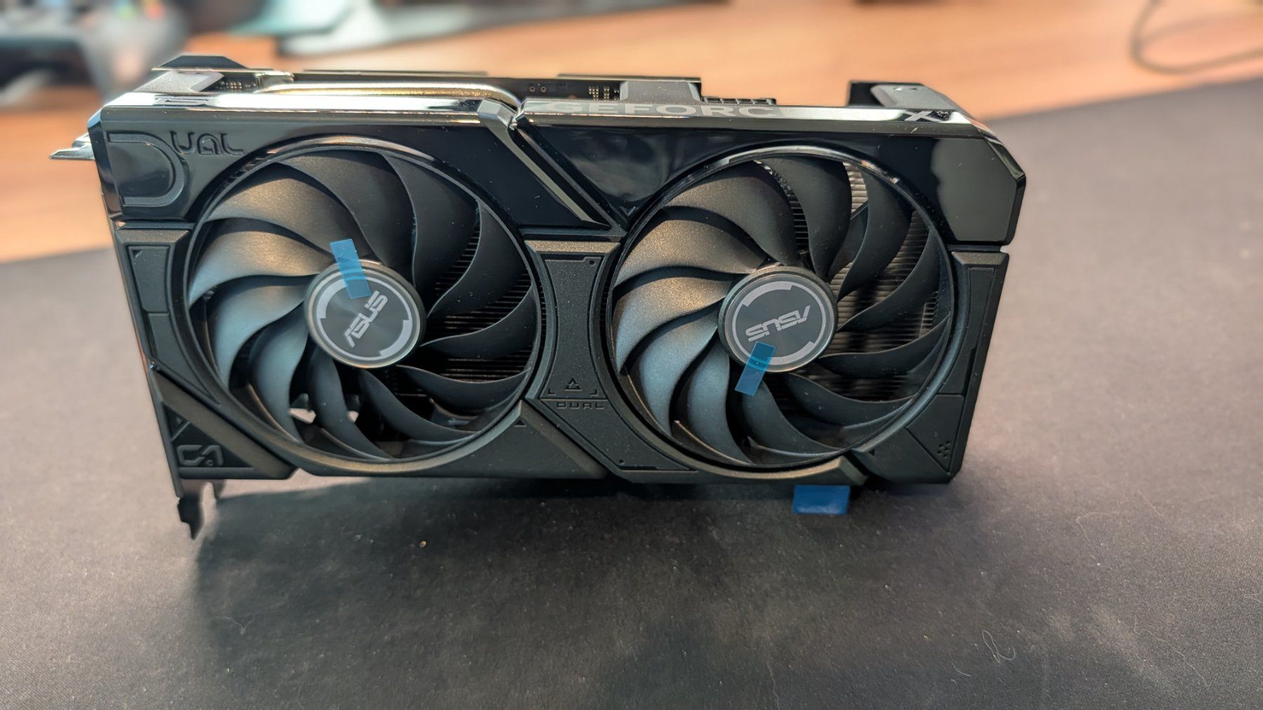 Asus Schede grafiche: ASUS GeForce RTX 4060 DUAL OC EVO – Nuovo e nell'imballaggio originale da Birmensdorf ZH venduto da mpssantos 4