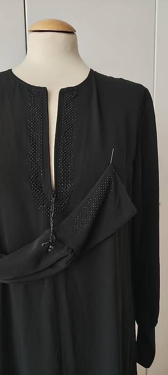Vestiti: Kleid/Abaya schwarz mit Reissverschluss – Usato da Basel venduto da ukhtyy 2
