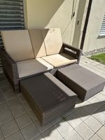 Rattan Lounge Sofa mit Fussteilen beige guter Zustand