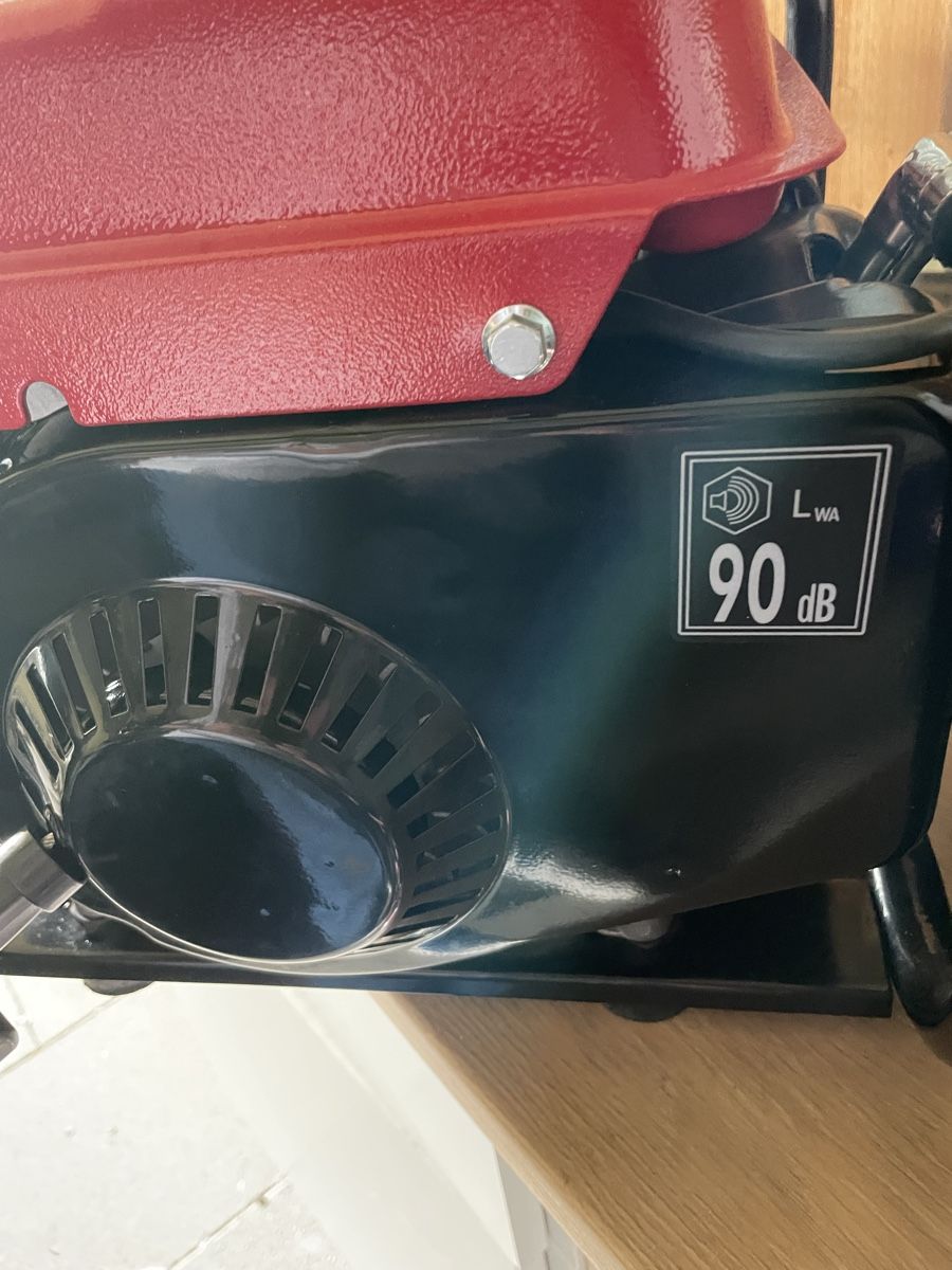Einhell Generatori di corrente: Einhell Stromerzeuger TC-PG 1000, neuwertig – Usato da Kriens venduto da abl_x62f 2
