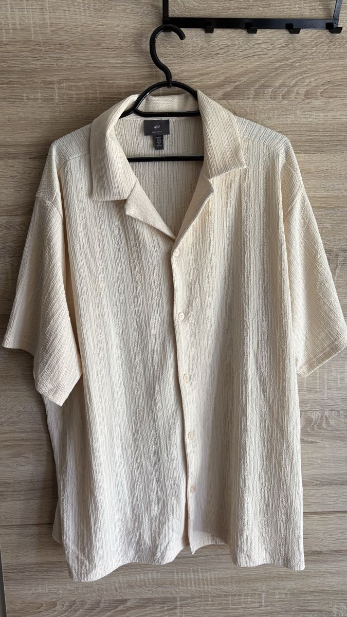 H&M Hemden: Vendo camicia HM – Gebraucht aus Liebefeld von den_t7qk 1