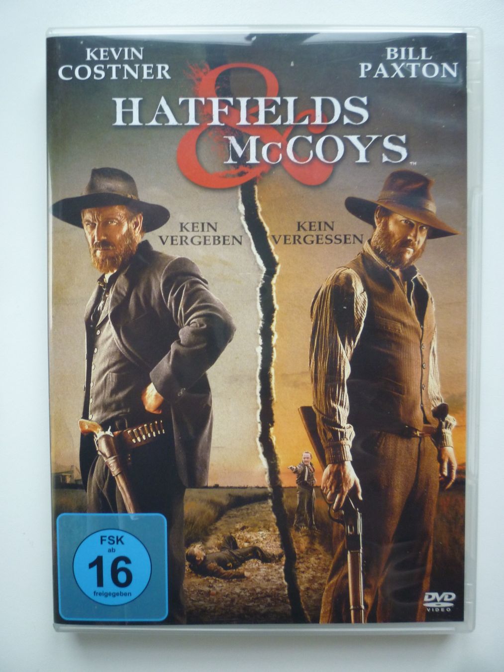 Tutti i DVDs: Hatfields & McCoys - Western mit Kevin Costner - 2 DVD – Usato da Münchenstein venduto da antares09