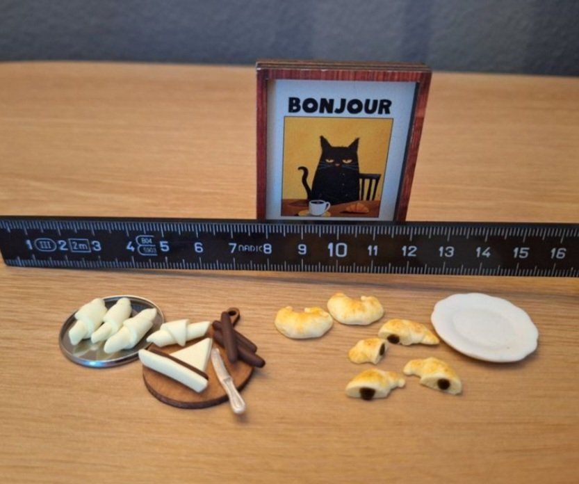 Case e mobili per bambole: Puppenhaus Schoggigipfeli Back Set – Nuovo (secondo la descrizione) da Zürich venduto da HandmadeTinyFood 1